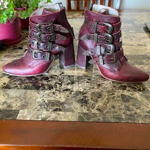 FREEBIRD LIMITED EDITION JAYDEN BOOTS SIZE 6